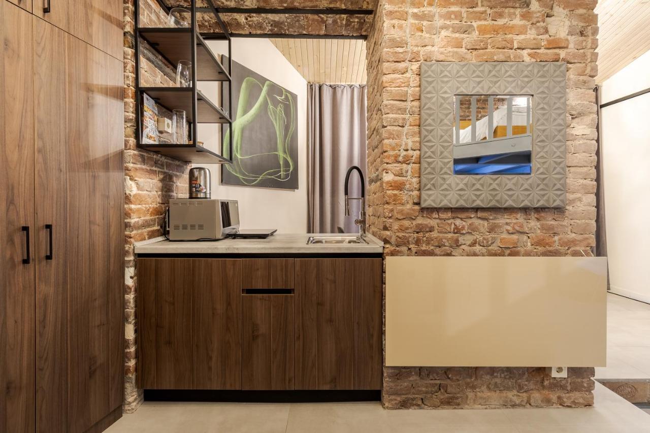 Lesi Apartment With Terrace Λβιβ Εξωτερικό φωτογραφία