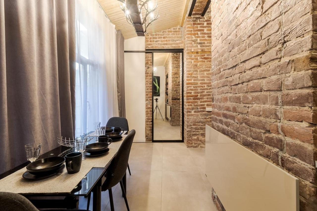 Lesi Apartment With Terrace Λβιβ Εξωτερικό φωτογραφία