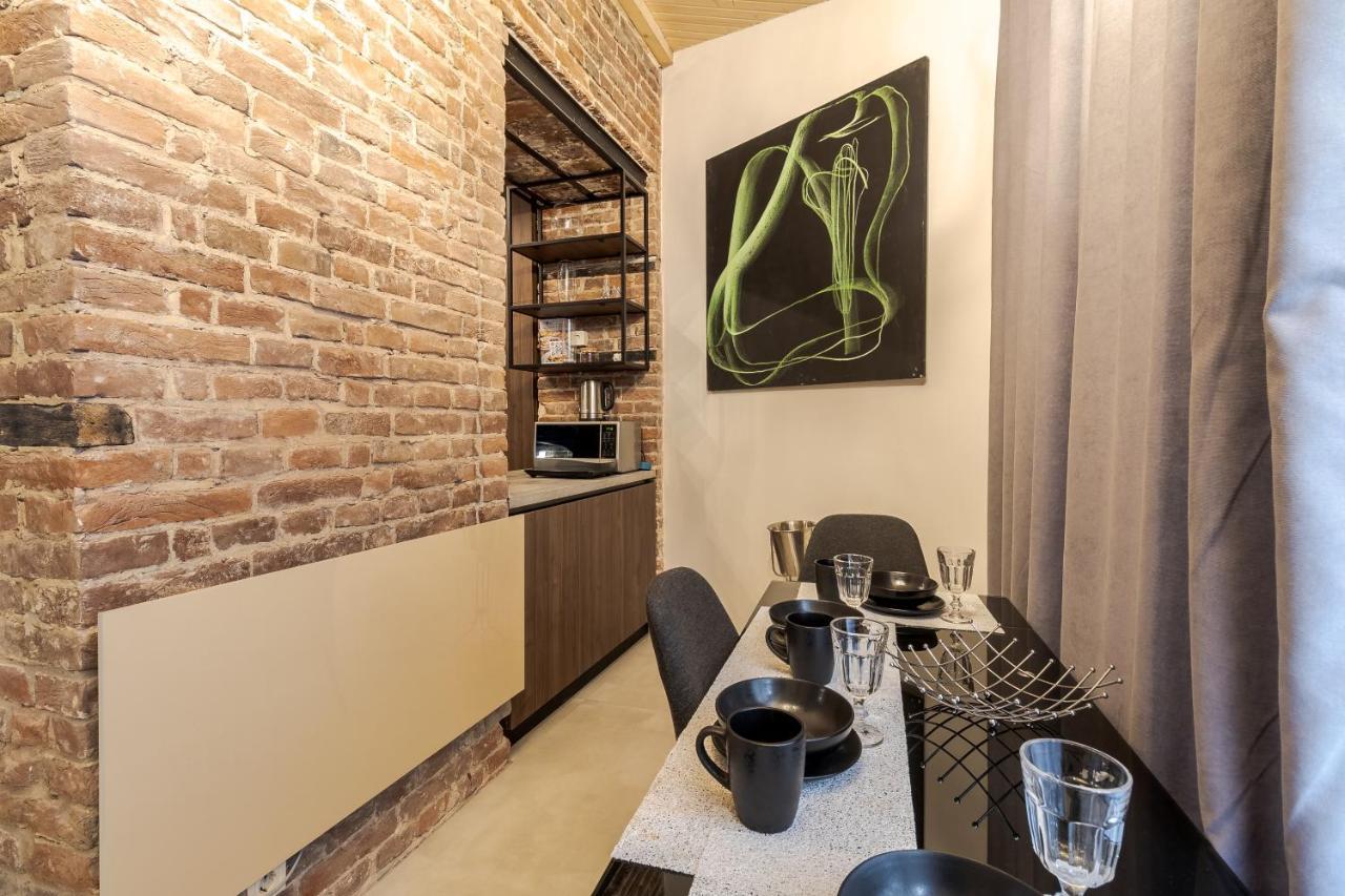 Lesi Apartment With Terrace Λβιβ Εξωτερικό φωτογραφία